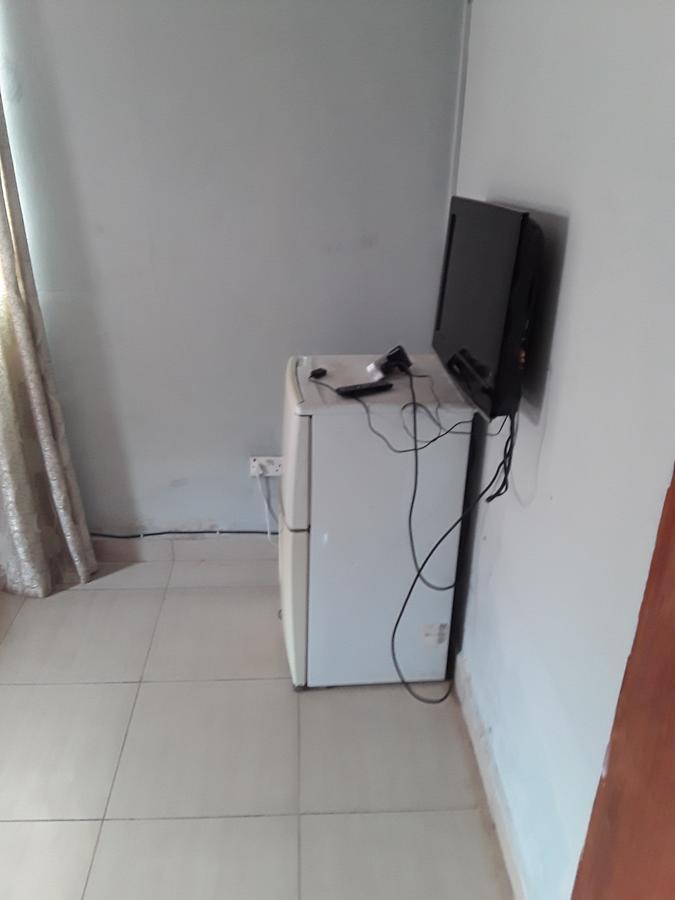 Bizay Hotel Sunyani Екстер'єр фото