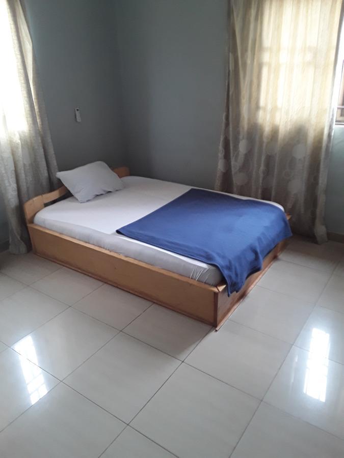 Bizay Hotel Sunyani Екстер'єр фото